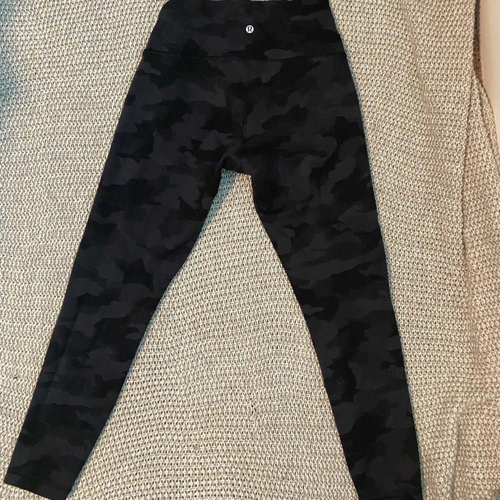 Lululemon Hi-rise wunder under training legging